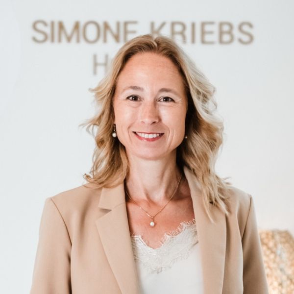 Simone